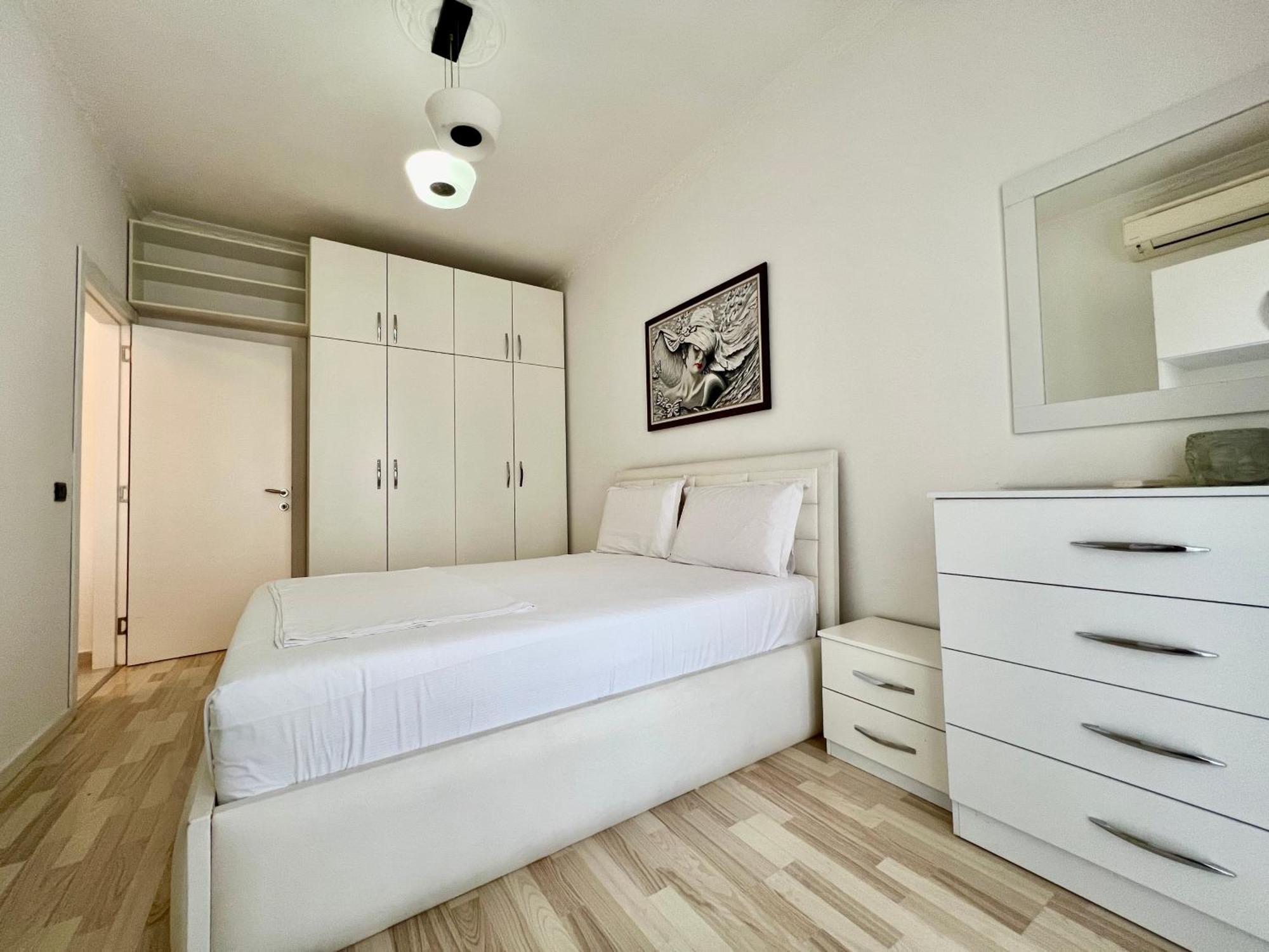 Downtown Grand Comfort Tirana Exterior photo